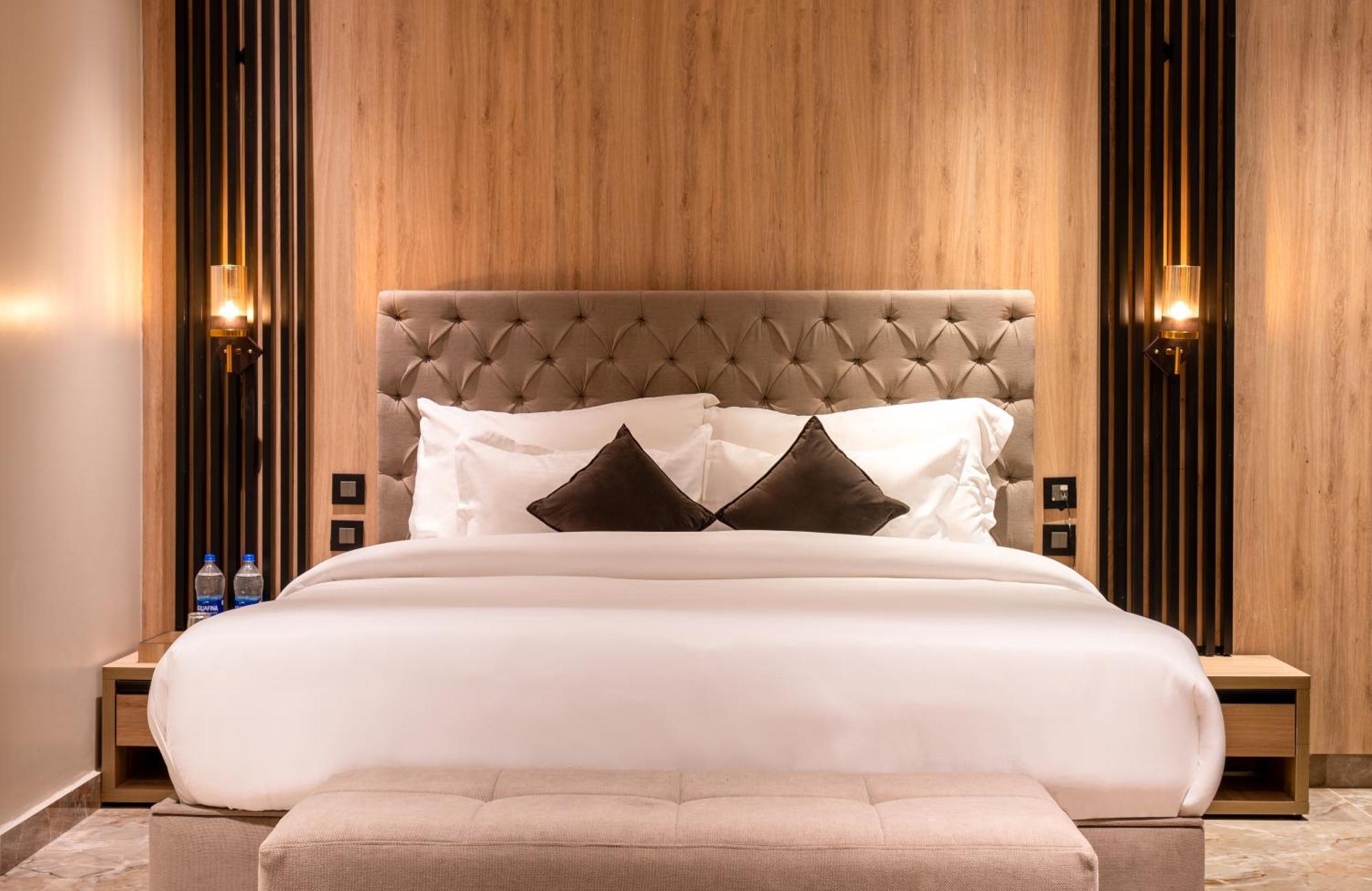 Alpine Hotel And Villas 达兰萨拉 外观 照片