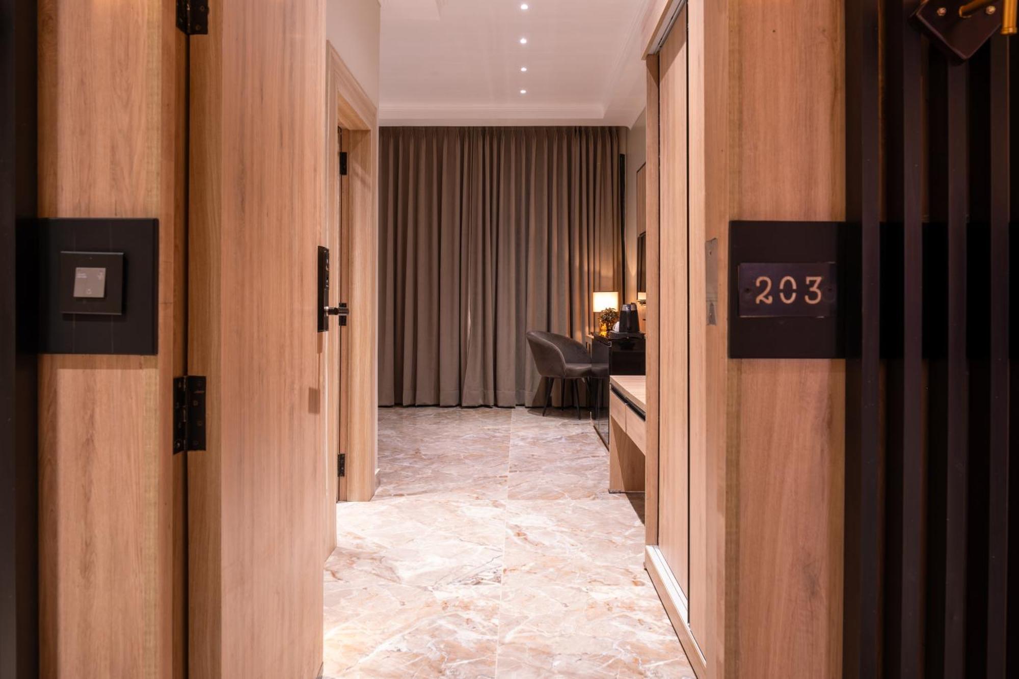 Alpine Hotel And Villas 达兰萨拉 外观 照片